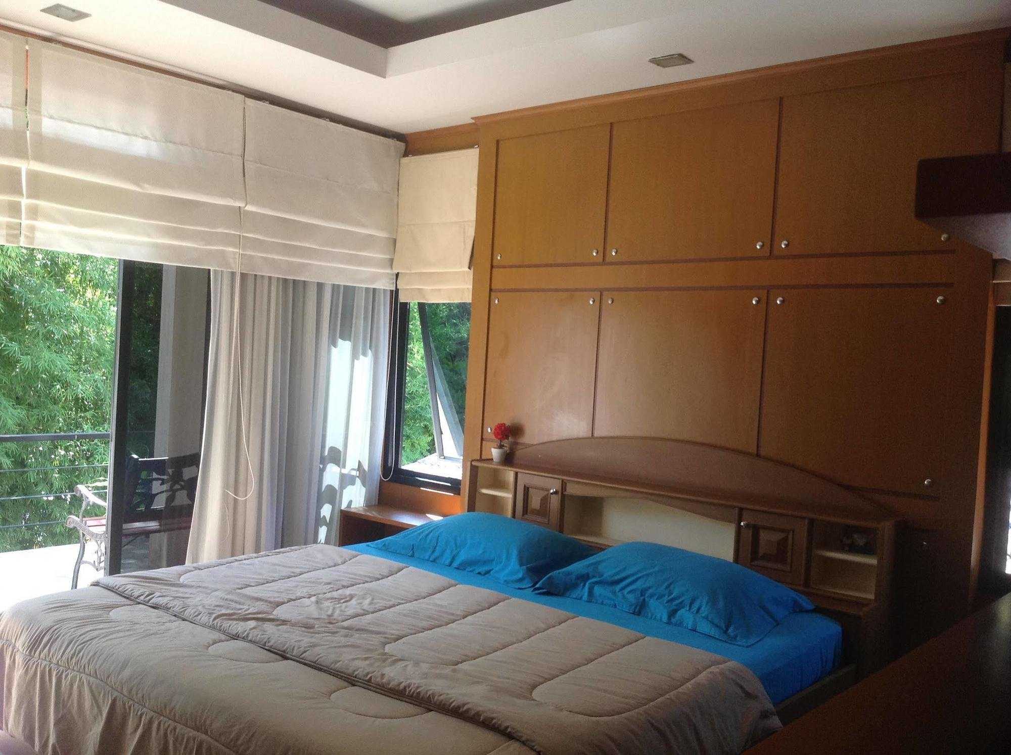 Ruankeaw Homestay Nai Harn Екстер'єр фото