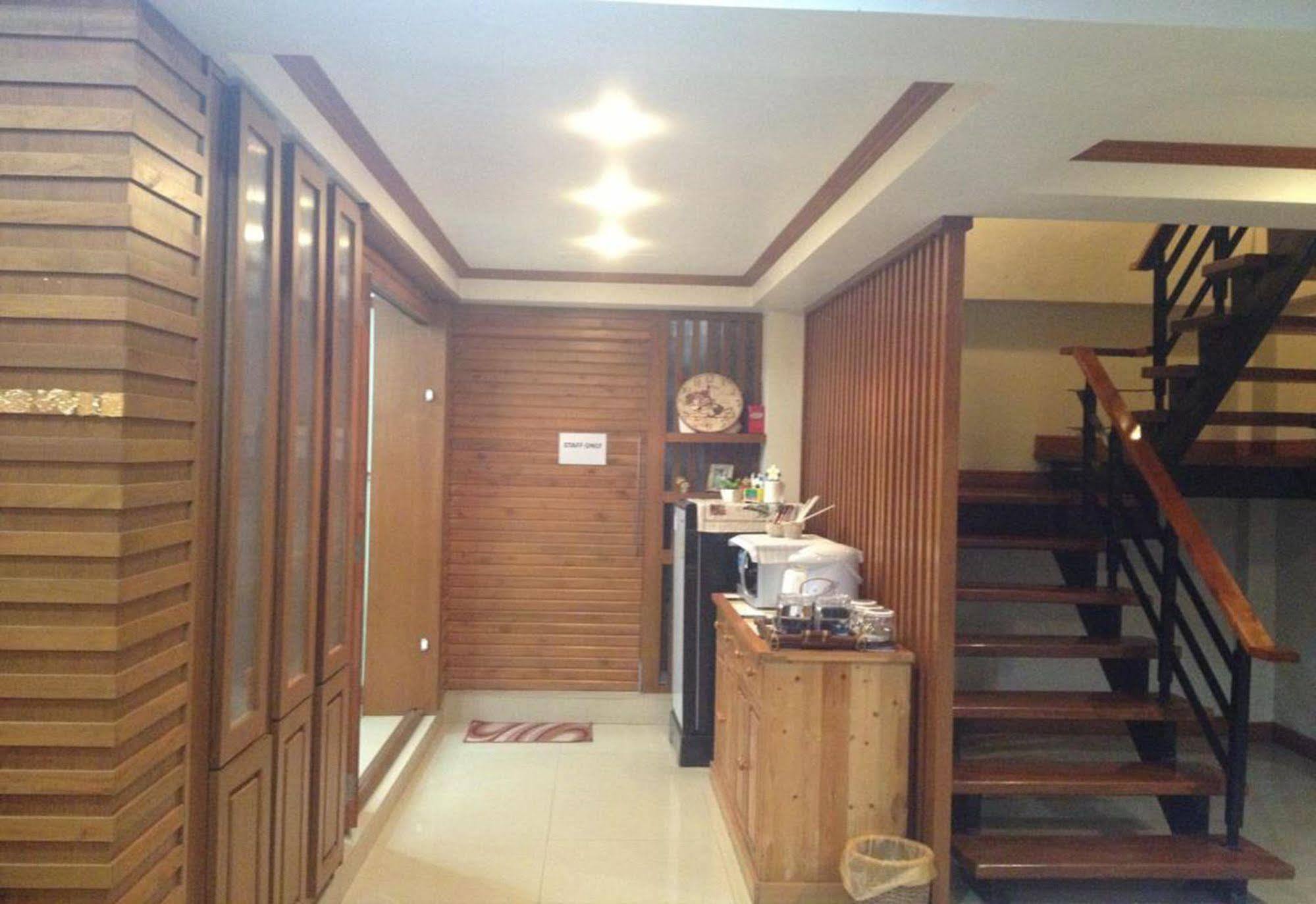 Ruankeaw Homestay Nai Harn Екстер'єр фото